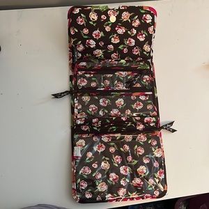 Vera Bradley Toiletries Bag Holder